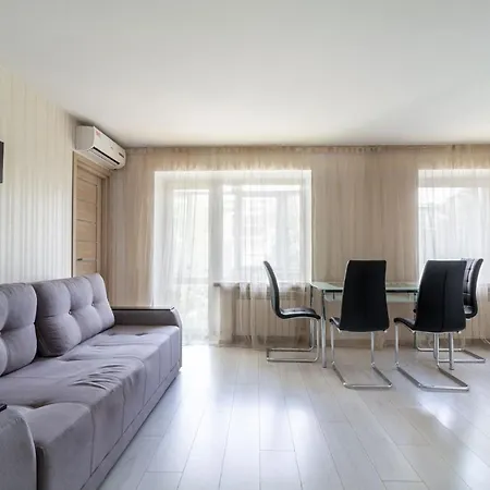 City Center 2-Bedroom Apartment Dnipro Exterior photo