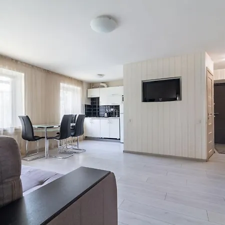 City Center 2-Bedroom Apartment Dnipro Exterior photo