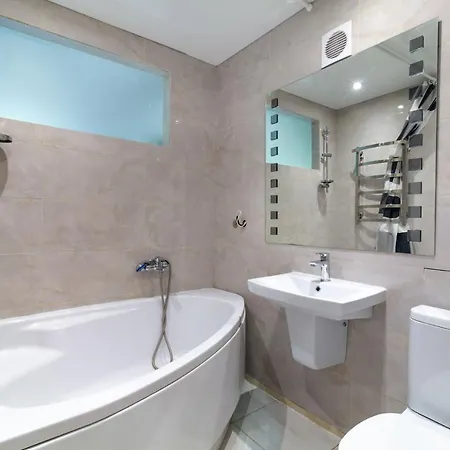 City Center 2-Bedroom Apartment Dnipro Exterior photo