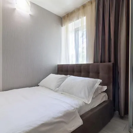 City Center 2-Bedroom Apartment Dnipro Exterior photo