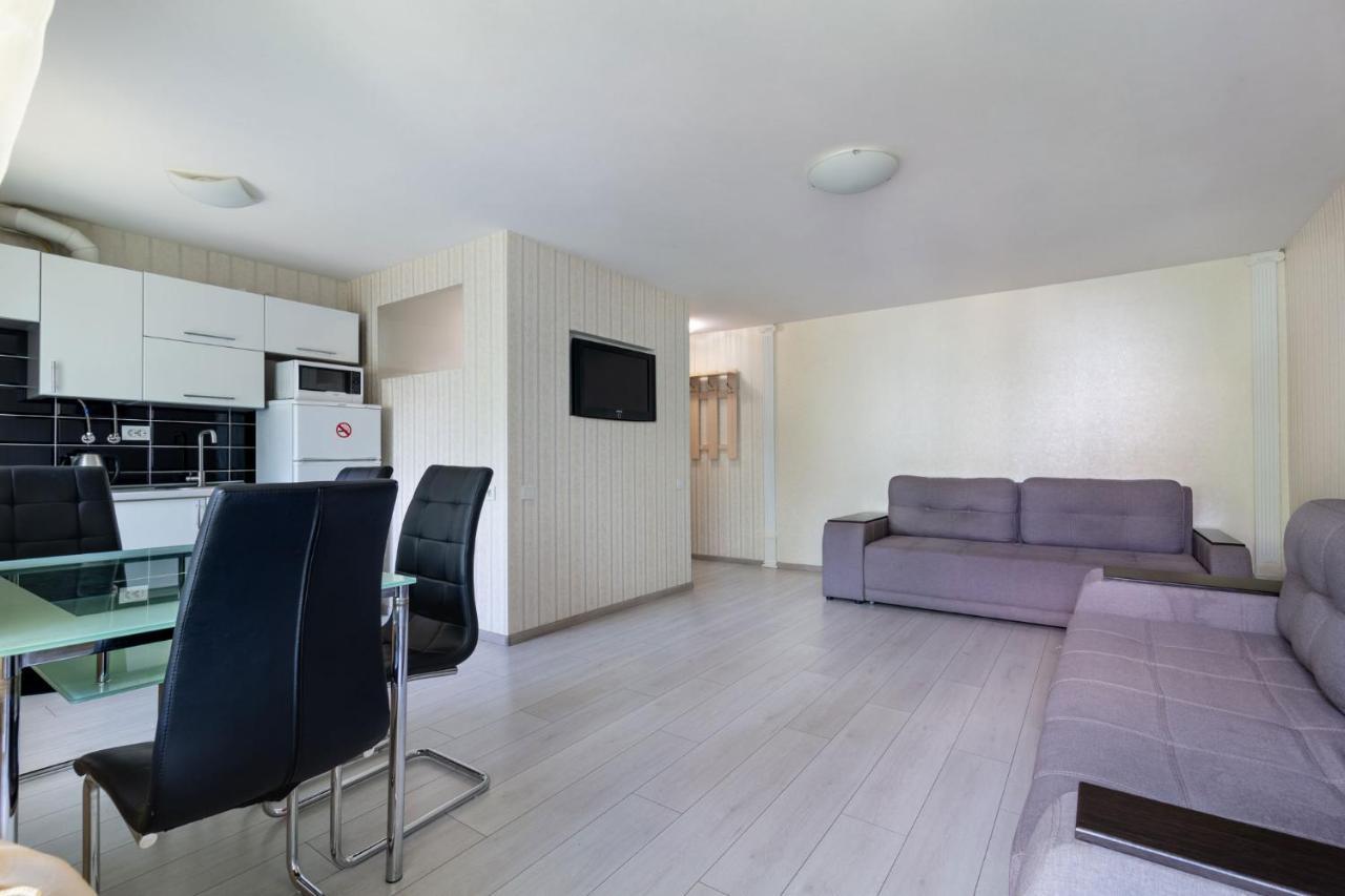 Apartment Center 2-bedroom Dnipro