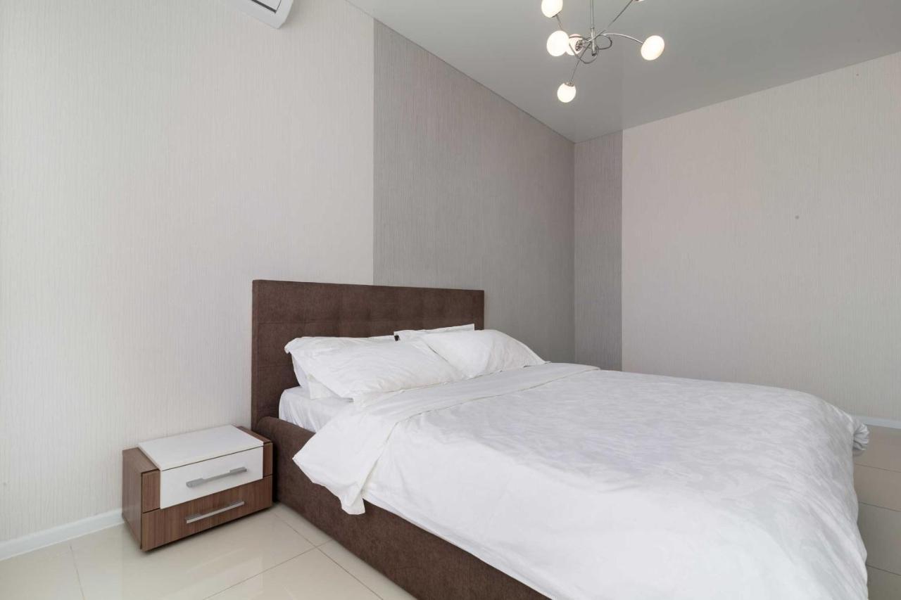 Center 2-bedroom *